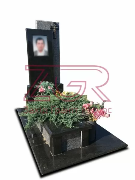 Ексклюзивний гранітний пам`ятник на могилу ціни
