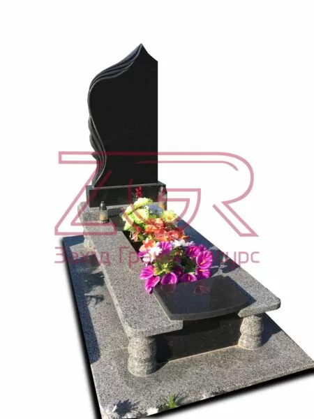 Одинарний памятник з граніту на могилу