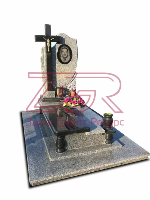 Ексклюзивний гранітний пам`ятник на могилу