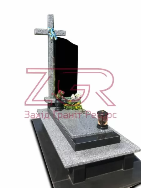 Ексклюзивний гранітний пам`ятник на могилу
