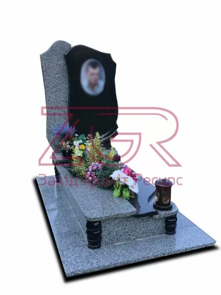 Ексклюзивний гранітний пам`ятник на могилу